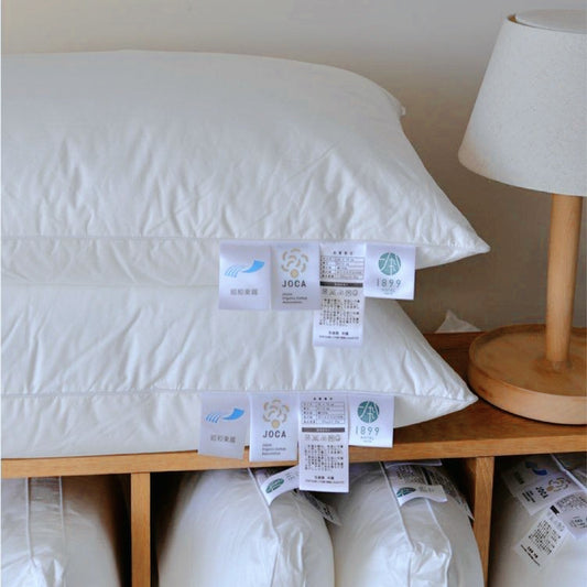 Hotel Pillow