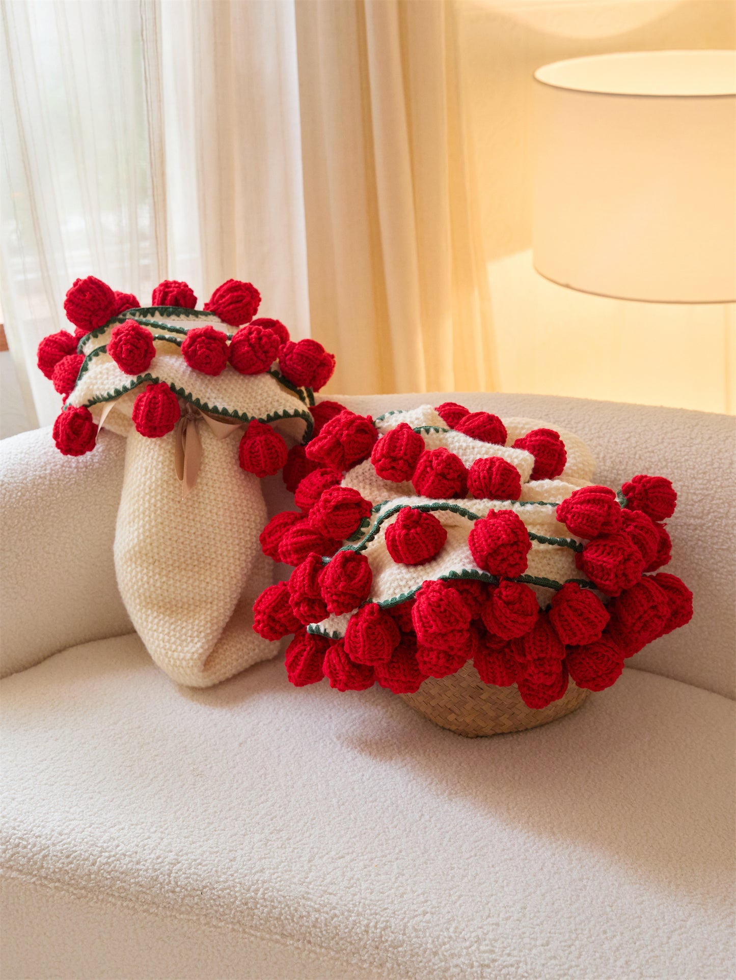 Bouquet-Inspired Knitted Blanket