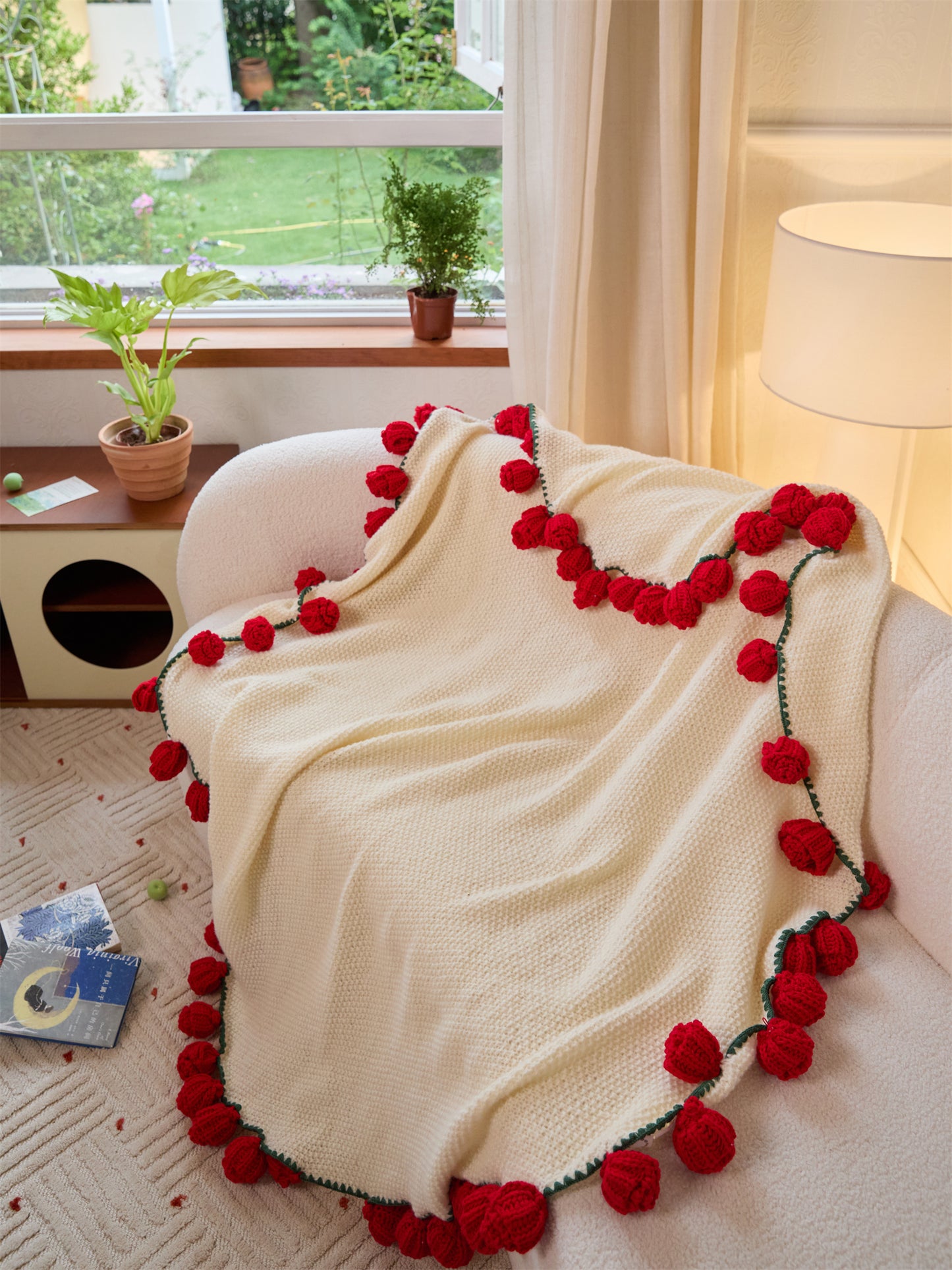 Bouquet-Inspired Knitted Blanket