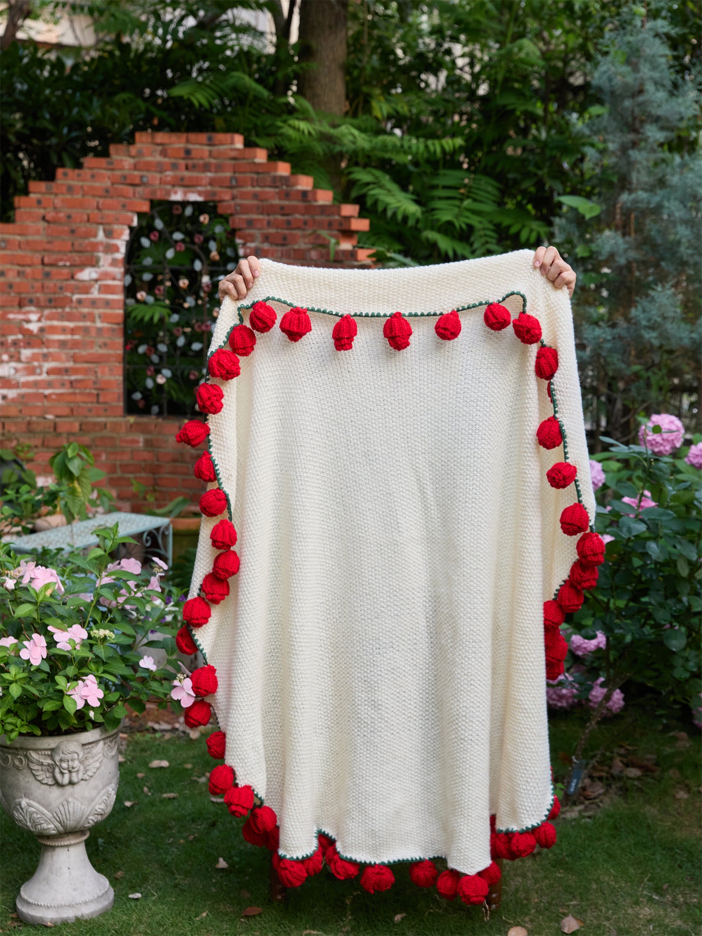 Bouquet-Inspired Knitted Blanket