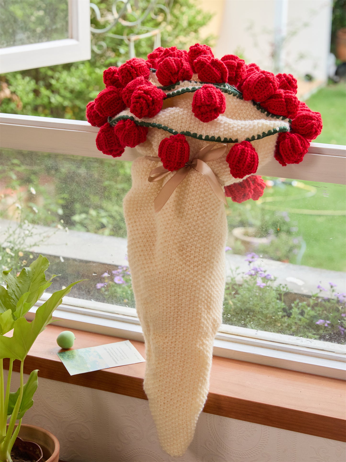 Bouquet-Inspired Knitted Blanket