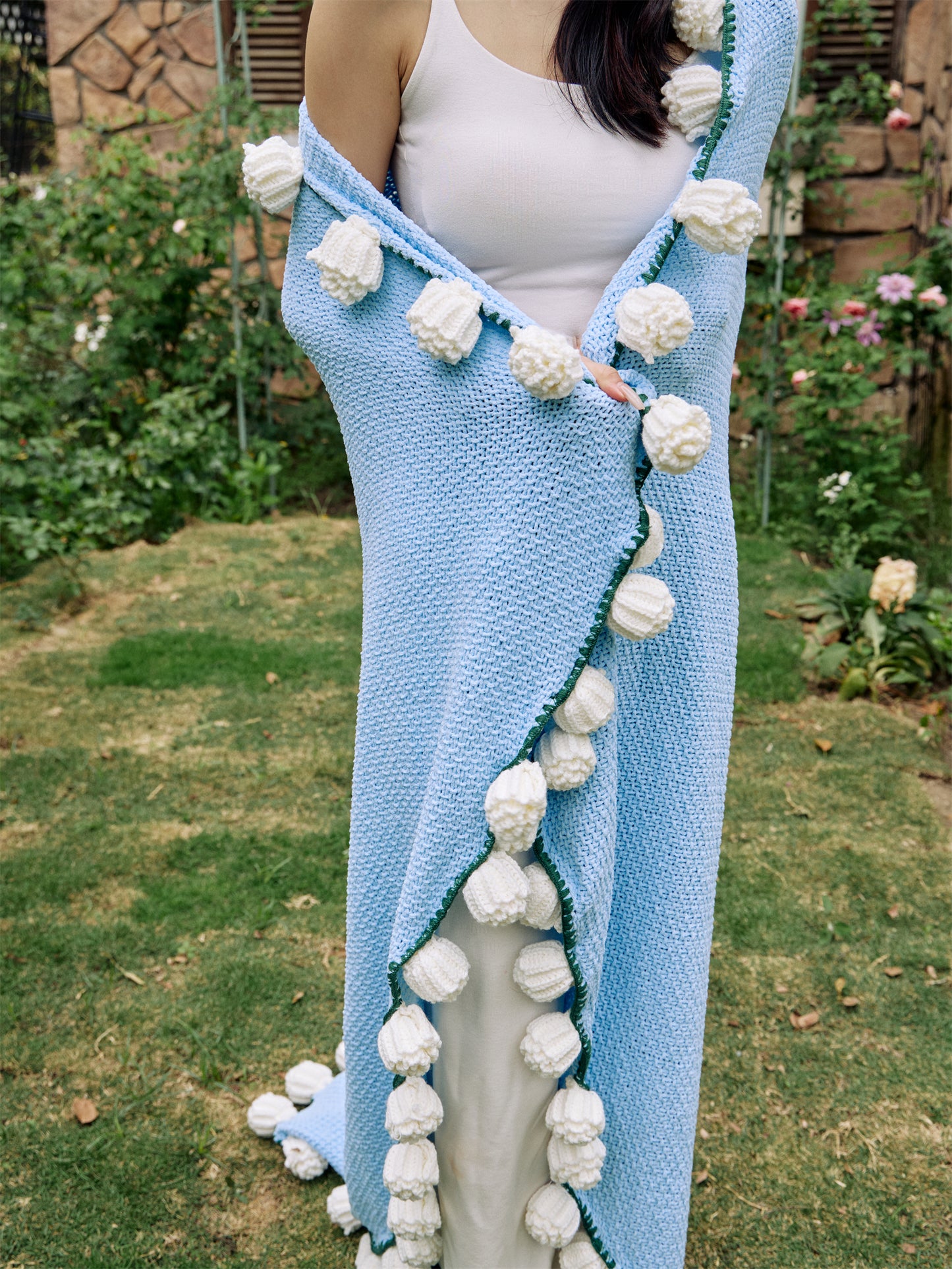 Bouquet-Inspired Knitted Blanket